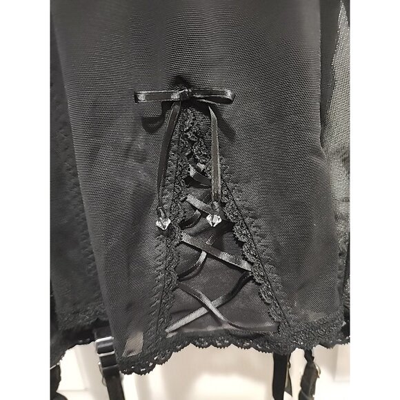 Victoria’s Secret Y2K Red Black Lace Fitted Stretch Teddy Garters Size 34B - Picture 6 of 9